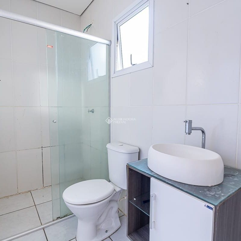 Casa com 1 quarto e 92m² para alugar em Chácara das Rosas, Cachoeirinha. - Photo 1