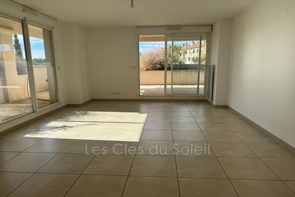 Location Appartement 4 pièces 84m² TOULON 83000 - Photo 1