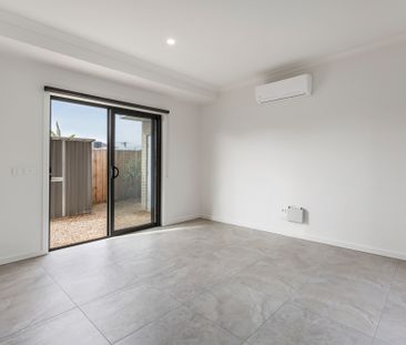 2/1-3 Colthur Street, Reservoir VIC 3073 - Townhouse For Rent | Domain - Photo 2