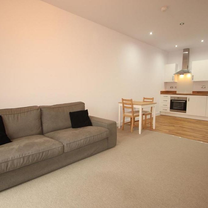 1 bedroom flat to rent - Photo 1