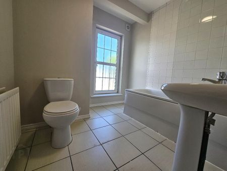 12 Fairfields, Antrim, BT41 4HZ - Photo 3
