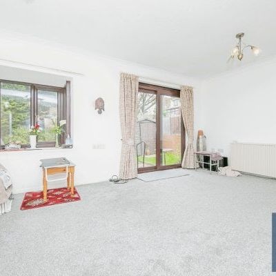 Orchard Gardens, Ipswich Road - Photo 1