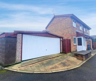 2 bedroom semi-detached house to rent - Photo 5
