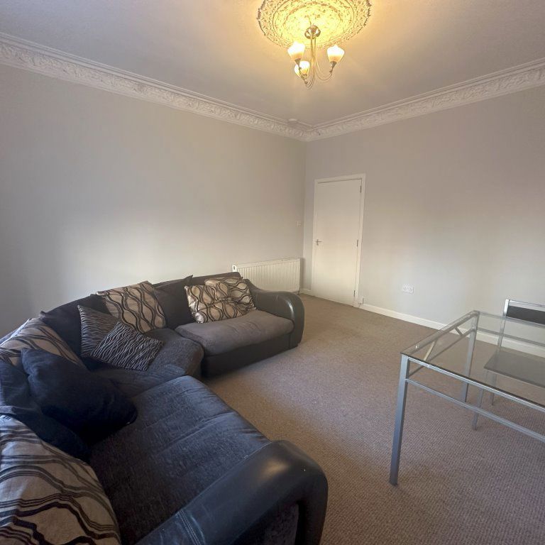 GR Provost Road, Dundee - Photo 1