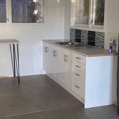 3 Bedroom Flat in Highbury - Photo 1