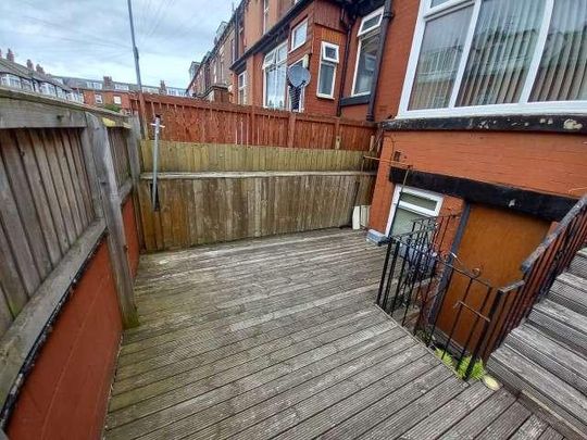 Broughton Avenue, Leeds, LS9 - Photo 1