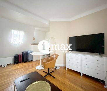 Location Appartement PARIS - - Photo 3