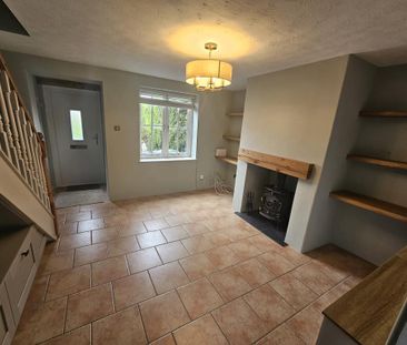 2 bedroom terraced house to rent - Photo 1