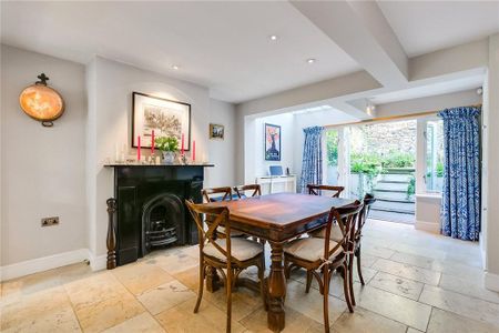 3 bedroom terraced house to rent - Photo 5