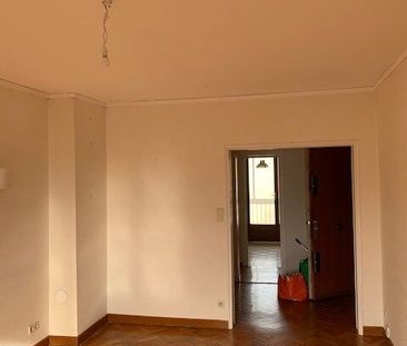 Appartement 2 pièces 60m2 MARSEILLE 2EME 890 euros - Photo 1