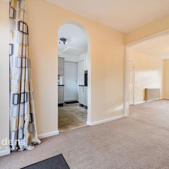 3 bedroom semi-detached house to rent - Photo 1