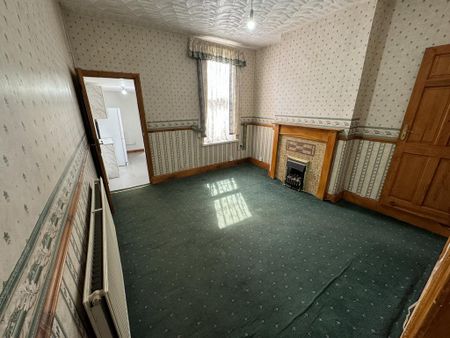 3 bedroom terraced house to rent - Photo 2