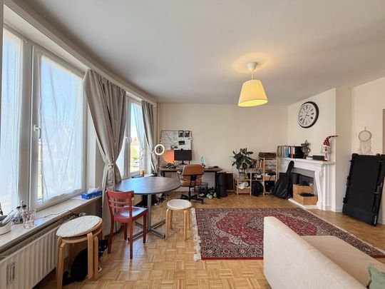 Appartement te huur - Photo 1