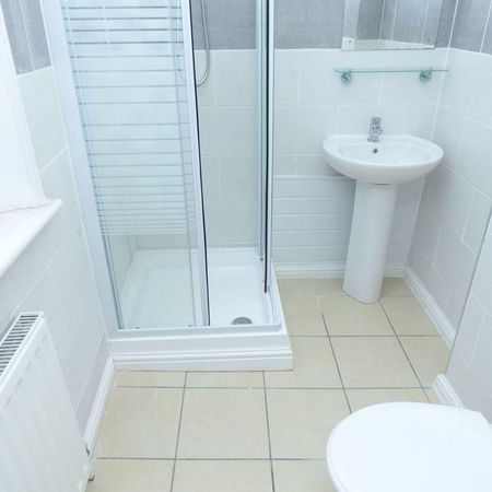 Killingworth Road, South Gosforth, Newcastle upon Tyne, Tyne and Wear, NE3 1TB - Photo 4