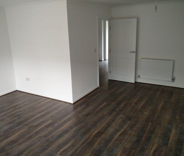 Falstaff Mews, Greenhithe, DA9 - Photo 5