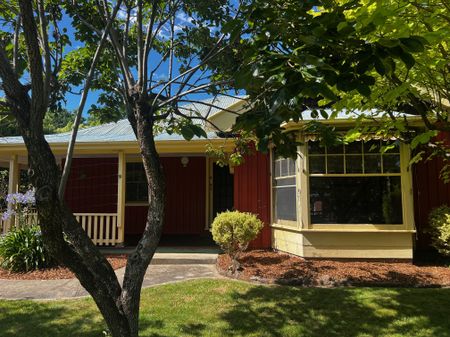 9 Warenda Street, Bowral NSW 2576 - House For Rent | Domain - Photo 5