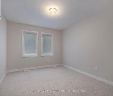 623 ALOPEX ROW - Photo 6