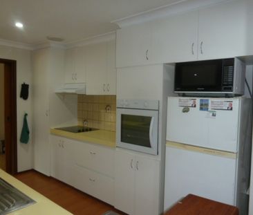 Spacious Family Home - Photo 6