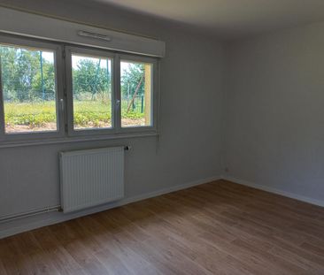 Location Maison 4 pièces 104 m² La Châtre - Photo 2