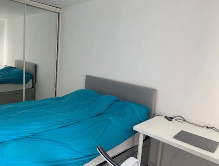 1 Bed Flat, Viewcraig Gardens, EH8 - Photo 4