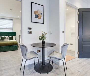 Fulham Road - Photo 1