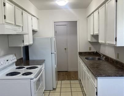 300-700 - VICTOR PLACE 1830 17th Avenue - 101 - Photo 1