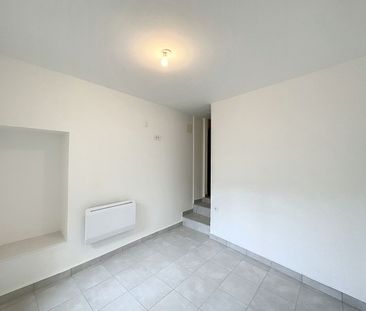 House - Photo 3