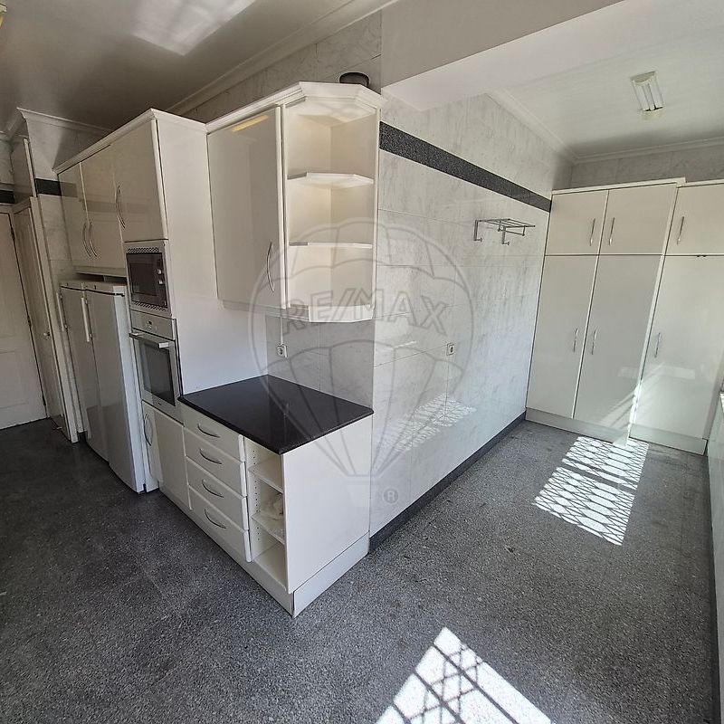 Apartamento T5 em Lisboa - Photo 1