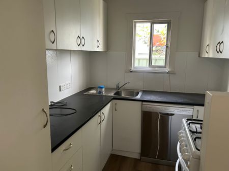Convenient Location to Coffs Harbour's CBD - Photo 2
