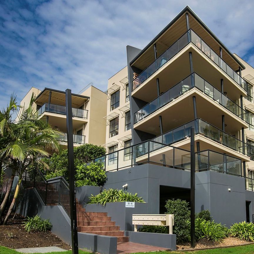 Modern Apartment with Entertainers Patio - Photo 1