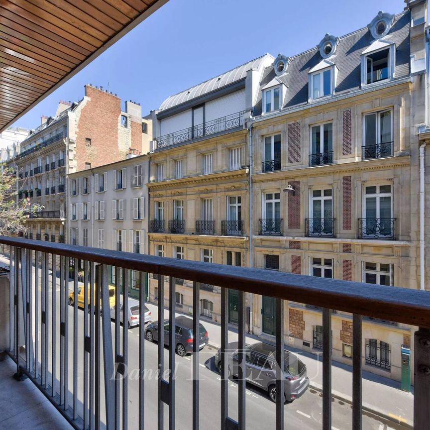 Location appartement, Paris 17ème (75017), 2 pièces, 57.71 m², ref 86190071 - Photo 1