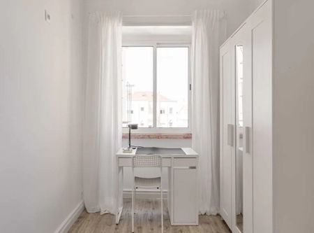 Avenida da Igreja, Lisbon, Lisbon 1700-236 - Photo 5