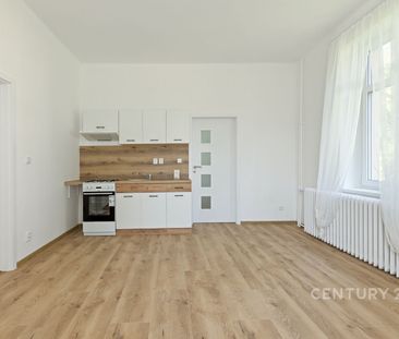 Pronájem bytu 2+kk 48 m² - Photo 1