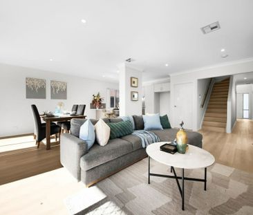 10 Grosset Way, Point Cook VIC - Photo 4