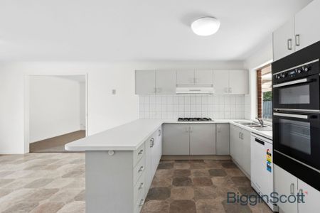 Perfect Family Home! - Photo 5