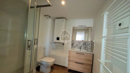 Location Appartement 1 pièce 22m² GONFARON 83590 - Photo 4