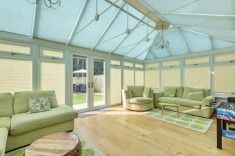 5 bed Detached House for Rent - Photo 2