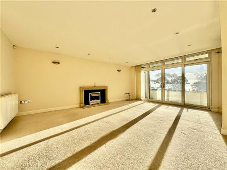 3 bedroom apartment to rent - Photo 2