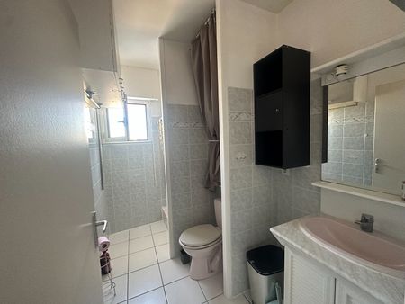 Appartement St Nazaire 1 pièce(s) 23.08 m2 - Photo 3