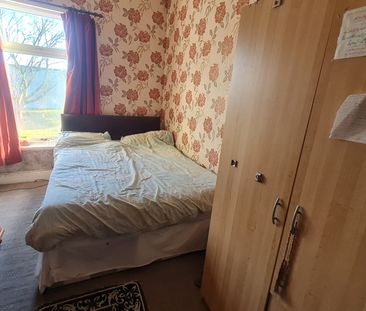 Castleford Road, Normanton - Photo 3