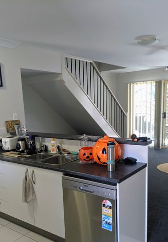 Strathpine - Photo 3