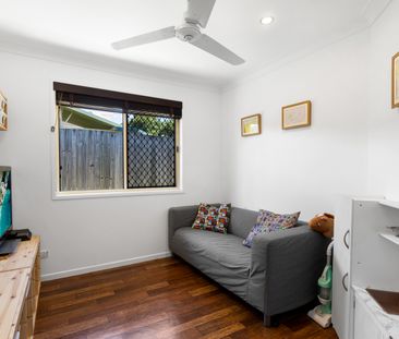 22 Lockhart Place, Murrumba Downs QLD 4503 - House For Rent | Domain - Photo 4