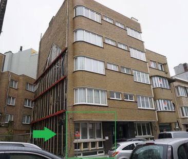 RUIM GEMEUBELD APPARTEMENT MET 1 SLAAPKAMER - Photo 3