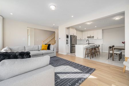 For Lease - 380 Meynell Road, Stittsville - Munster - Richmond, Ontario - Photo 5