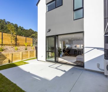 25 Betty Boyes Street, Wallaceville, Upper Hutt - Photo 2