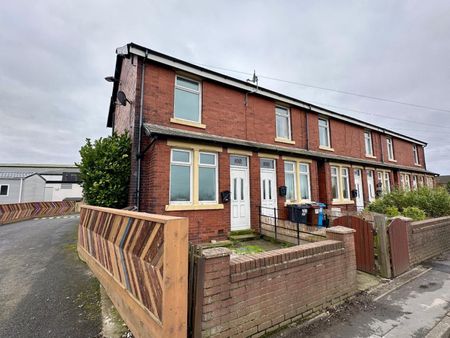 Staining Road, Blackpool - Photo 3