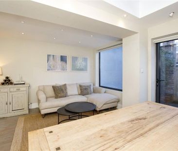 4 bedroom terraced house to rent - Photo 5