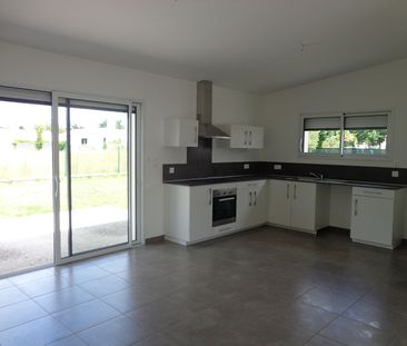 Location Maison 4 pièces 85m² - Photo 3