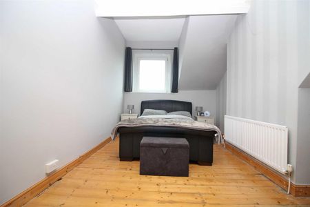 2 Bedroom Apartment - Duplex - Photo 2