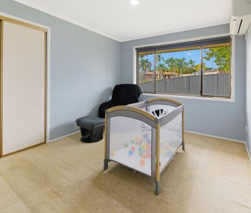 Spacious Family Home in Prime Helensvale Location - Photo 5